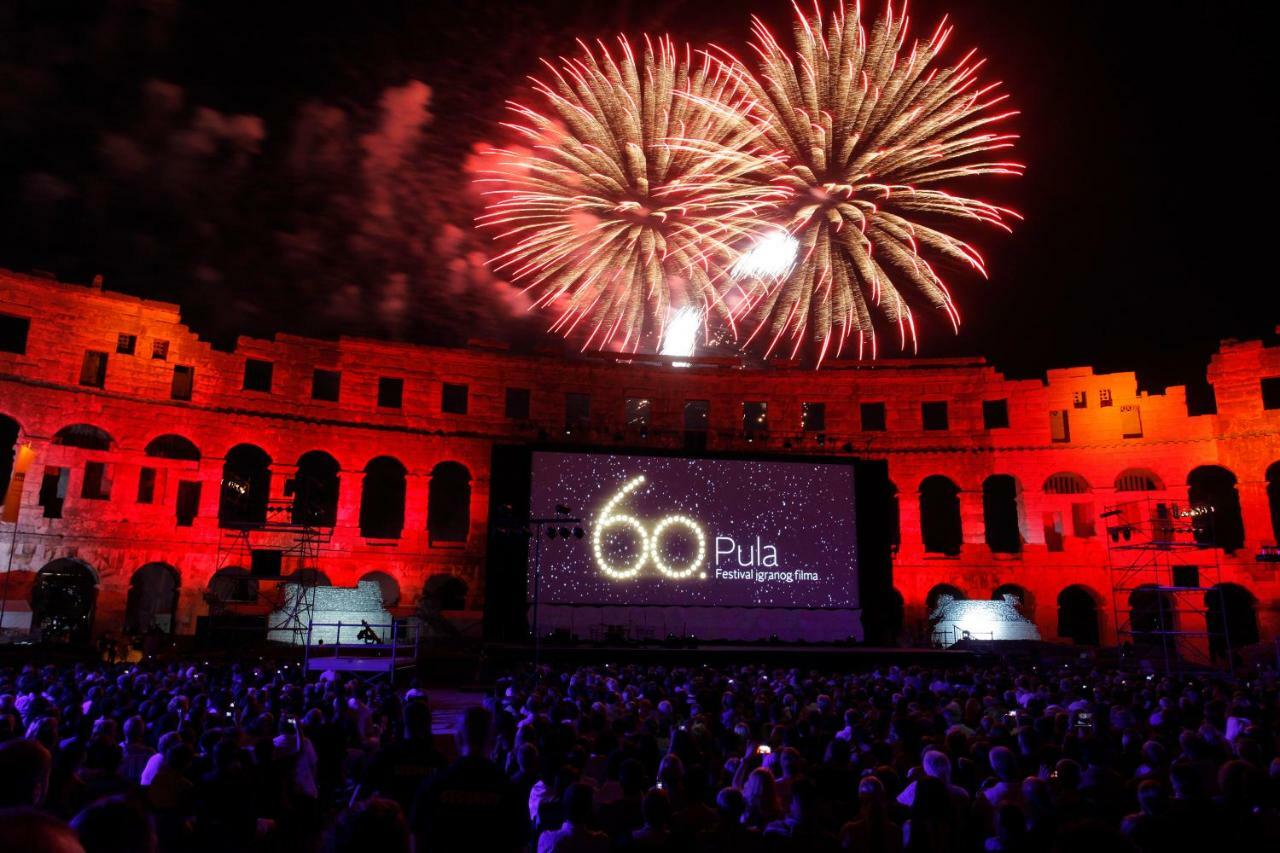 Lola App In City Center, 4+1 Pax Pula Exterior foto